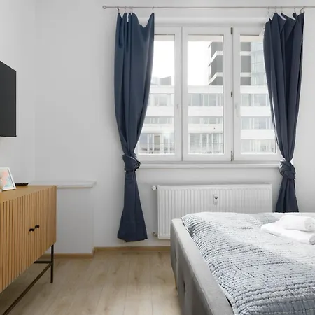 Apartmán 2 Bedroom With A Terrace Near The Metro