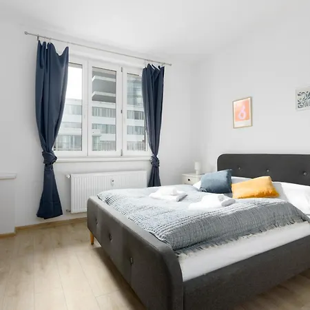 Apartmán 2 Bedroom With A Terrace Near The Metro *